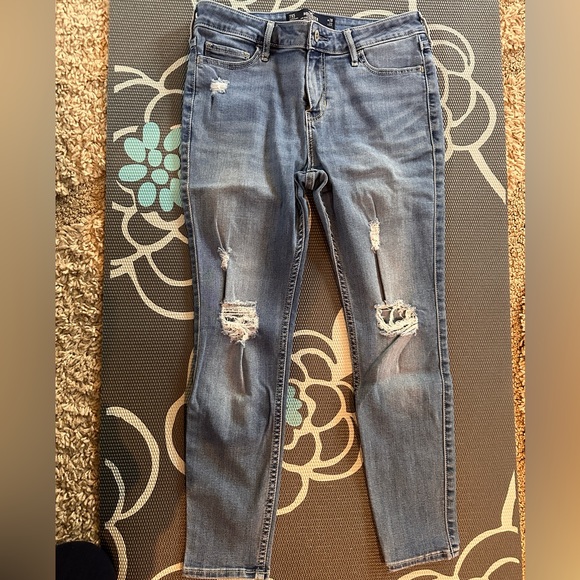 🌺Hollister mid rise,crop,super skinny jeans🌺 - Picture 3 of 4